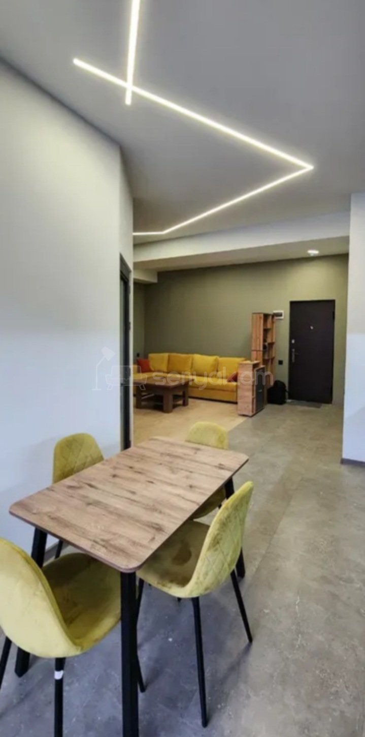 2 Սենյականոց Բնակարան Նորակառույցում, 53քմ, 2/18 հարկ, Դիզայներական Վերանորոգված, Կահավորված