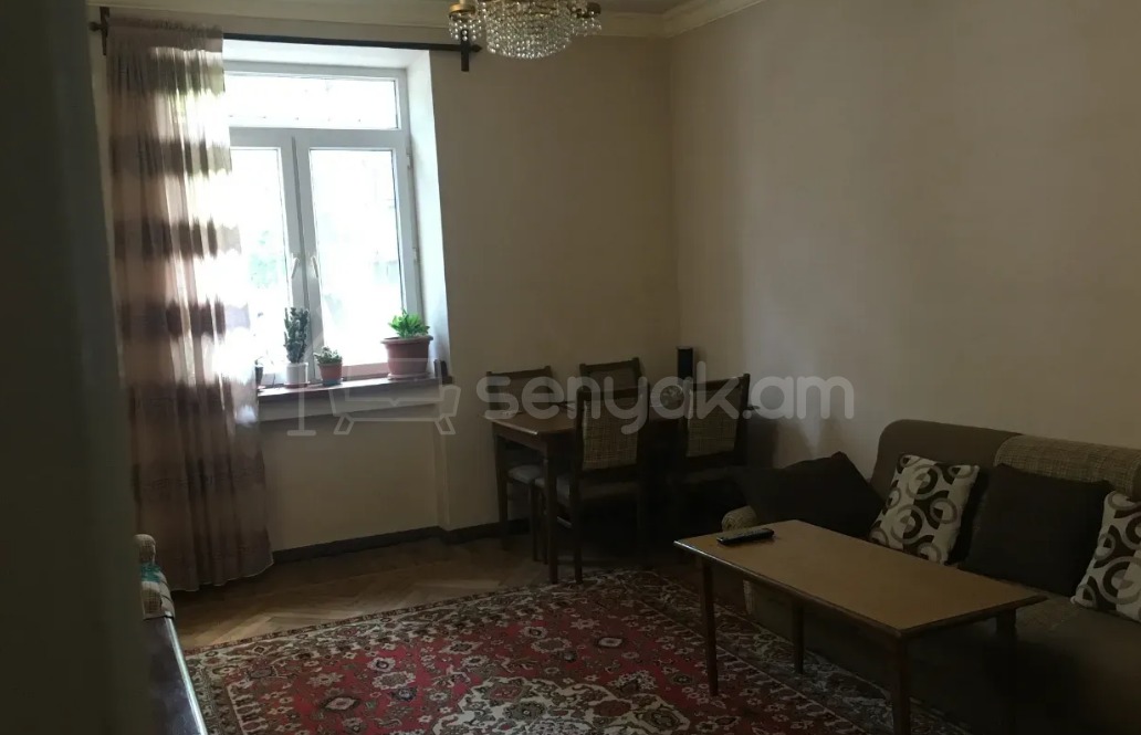 4 Սենյականոց Բնակարան Քարե Շենքում, 82քմ, 1/4 հարկ, Կոսմետիկ Վերանորոգված