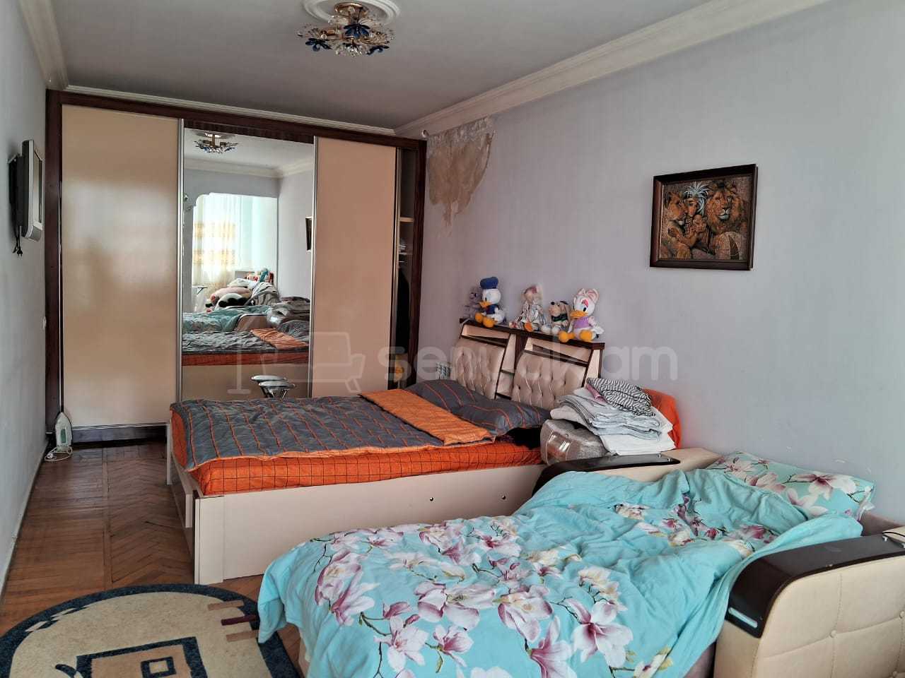 2 Սենյականոց Բնակարան Քարե Շենքում, 71քմ, 7/7 հարկ, Նորմալ Վիճակում