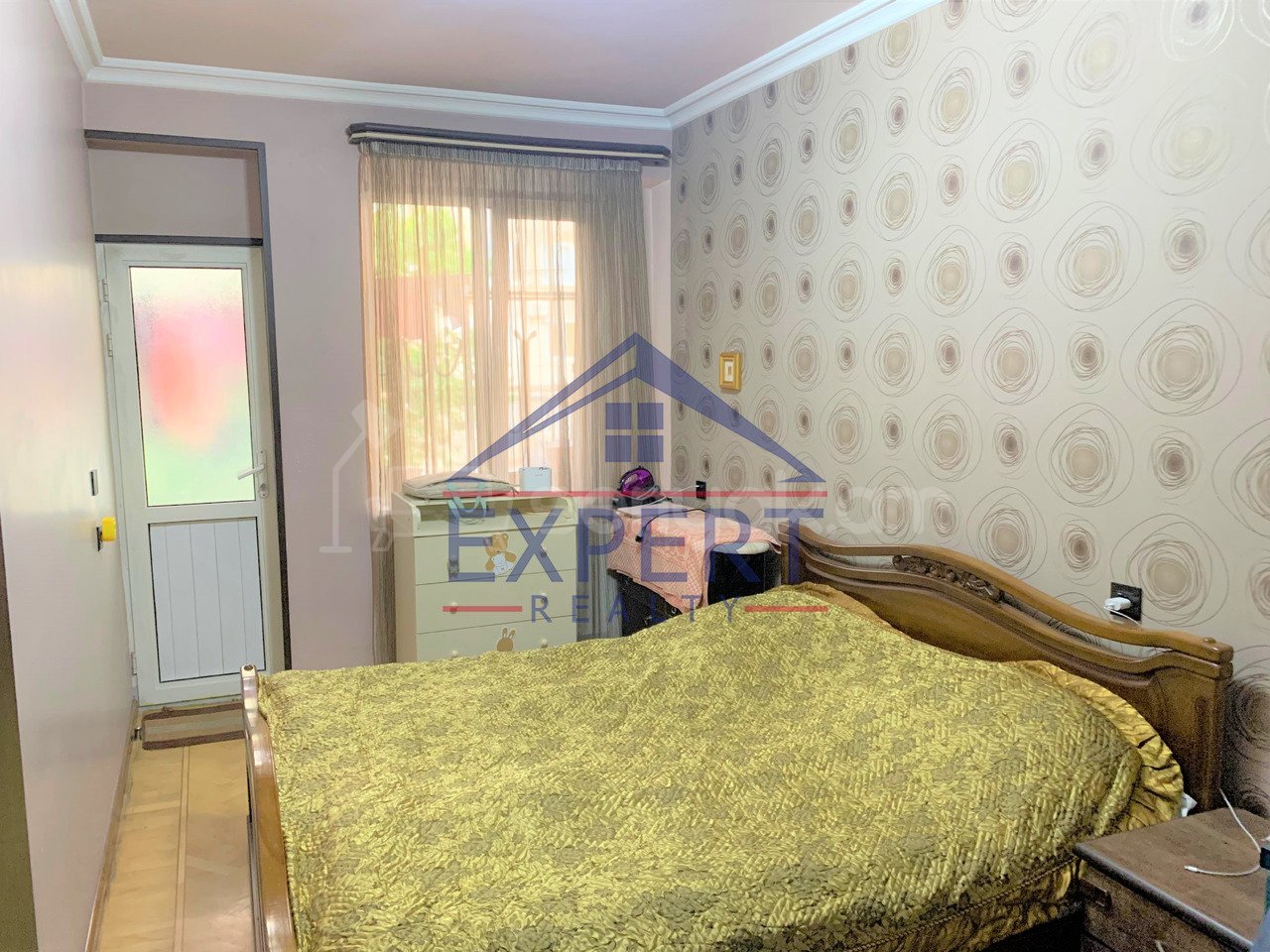 3 Սենյականոց Բնակարան Քարե Շենքում, 70քմ, 1/5 հարկ, Կապիտալ Վերանորոգված