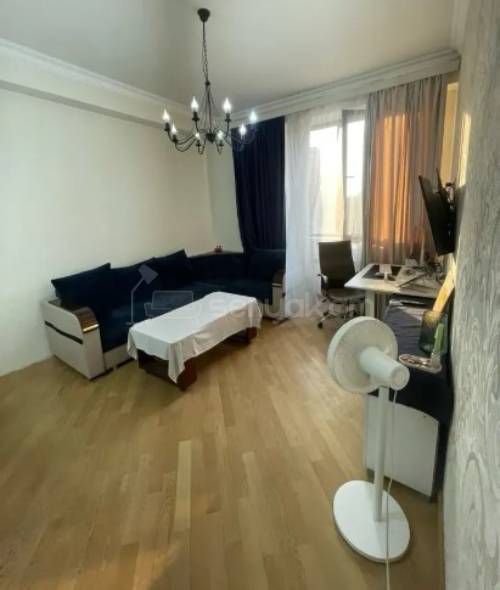 2 Սենյականոց Բնակարան, 42քմ, 5/17 հարկ, Կապիտալ Վերանորոգված, Կահավորված, Արևկող