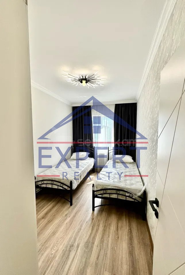 3 Սենյականոց Բնակարան, 85քմ, 4/9 հարկ, Կապիտալ Վերանորոգված, Կահավորված