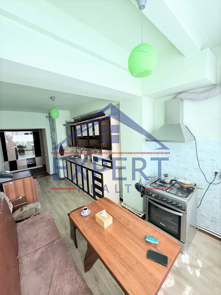 3 Սենյականոց Բնակարան, 72քմ, 3/12 հարկ, Կապիտալ Վերանորոգված, Կահավորված, Արևկող