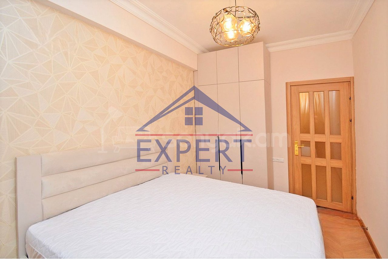 4 Սենյականոց Բնակարան Նորակառույցում, 109քմ, 1/7 հարկ, Կապիտալ Վերանորոգված, Կահավորված