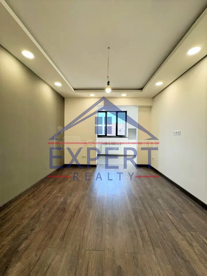 2 Սենյականոց Բնակարան, 42քմ, 9/10 հարկ, Կապիտալ Վերանորոգված