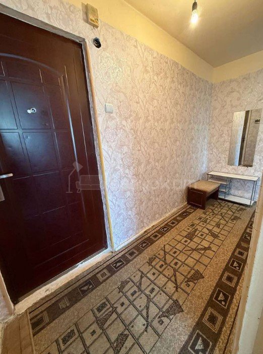 3 Սենյականոց Բնակարան Քարե Շենքում, 55քմ, 3/5 հարկ, Կոսմետիկ Վերանորոգված, Կահավորված, Արևկող