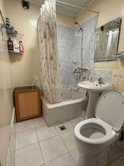 3 Սենյականոց Բնակարան Քարե Շենքում, 55քմ, 3/5 հարկ, Կոսմետիկ Վերանորոգված, Կահավորված, Արևկող