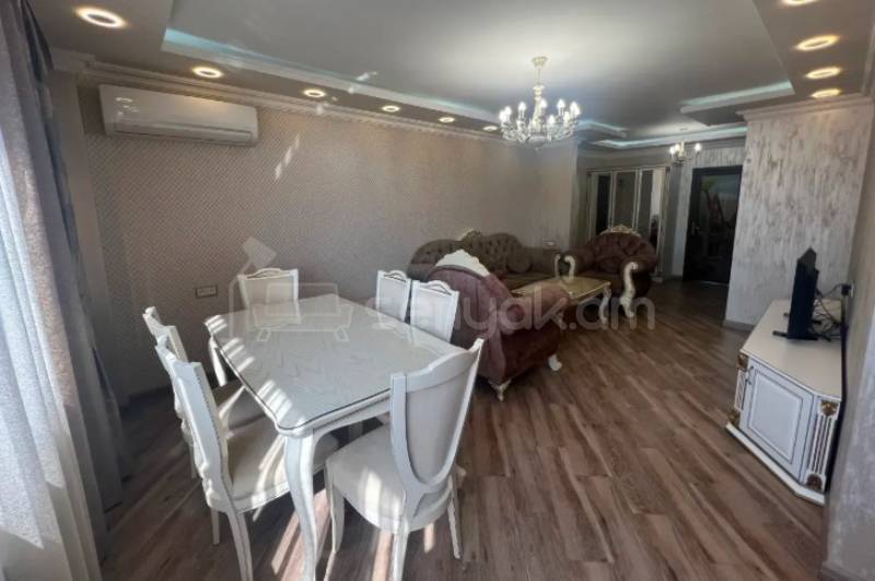 3 Սենյականոց Բնակարան, 105քմ, 9/9 հարկ, Դիզայներական Վերանորոգված, Կահավորված, Արևկող