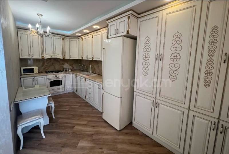 3 Սենյականոց Բնակարան, 105քմ, 9/9 հարկ, Դիզայներական Վերանորոգված, Կահավորված, Արևկող