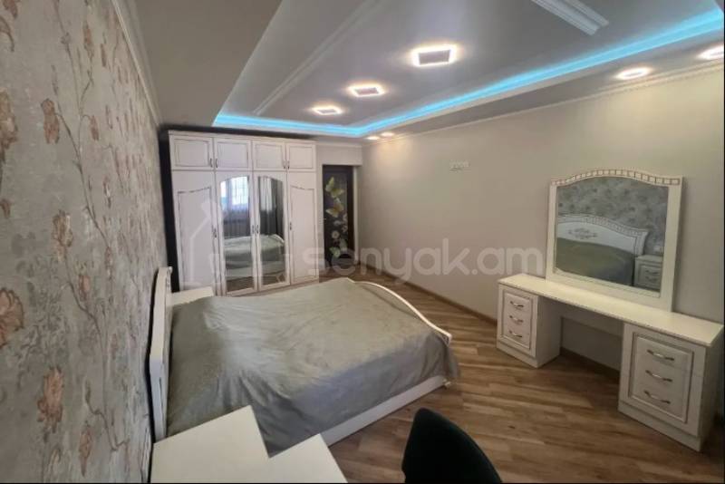 3 Սենյականոց Բնակարան, 105քմ, 9/9 հարկ, Դիզայներական Վերանորոգված, Կահավորված, Արևկող