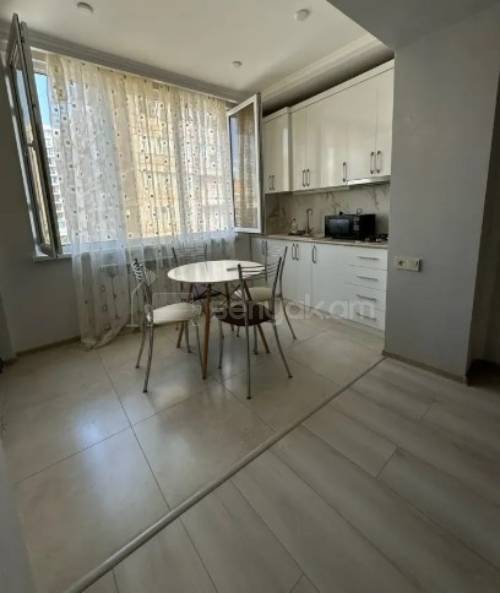 2 Սենյականոց Բնակարան Քարե Շենքում, 52քմ, 5/5 հարկ, Կապիտալ Վերանորոգված, Կահավորված, Արևկող