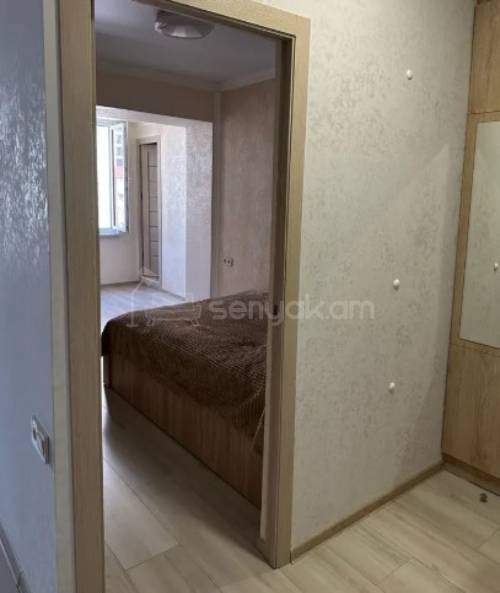 2 Սենյականոց Բնակարան Քարե Շենքում, 52քմ, 5/5 հարկ, Կապիտալ Վերանորոգված, Կահավորված, Արևկող