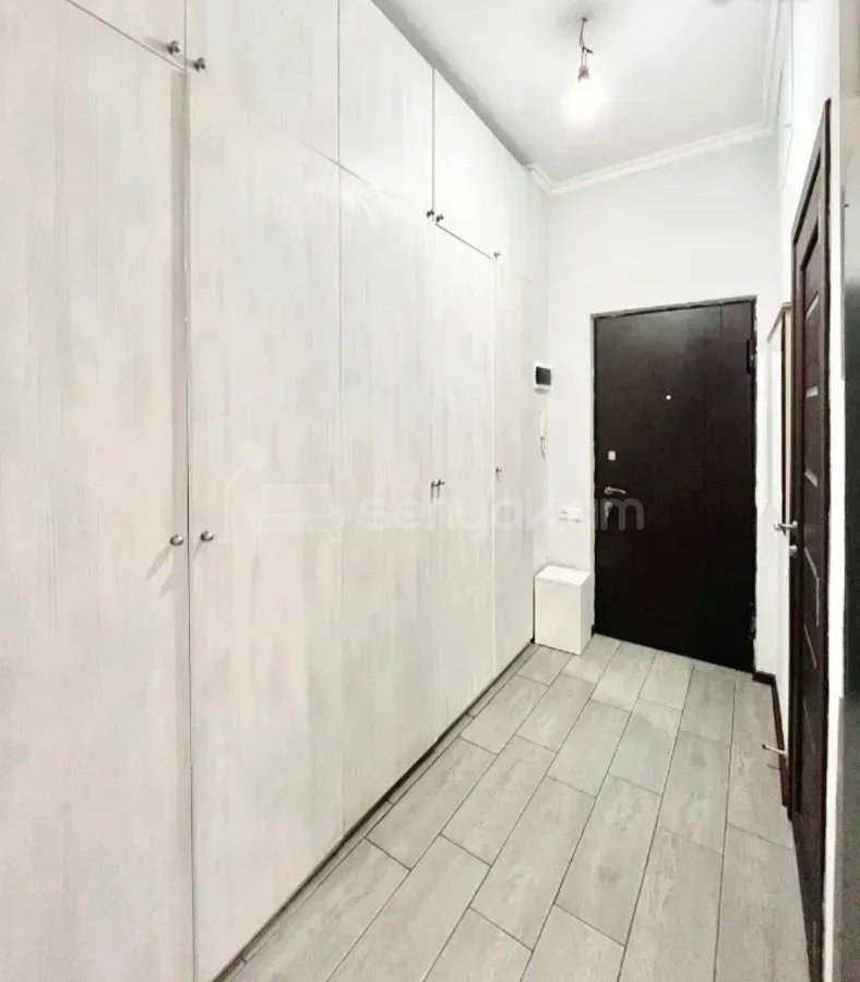 2 Սենյականոց Բնակարան Նորակառույցում, 37քմ, 2/9 հարկ, Կապիտալ Վերանորոգված, Կահավորված