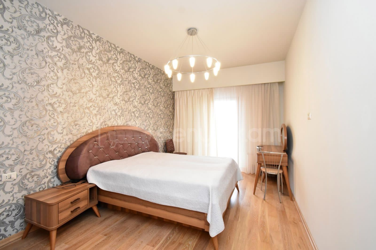 4 Սենյականոց Բնակարան Նորակառույցում, 135քմ, 5/16 հարկ, Կապիտալ Վերանորոգված, Կահավորված, Արևկող