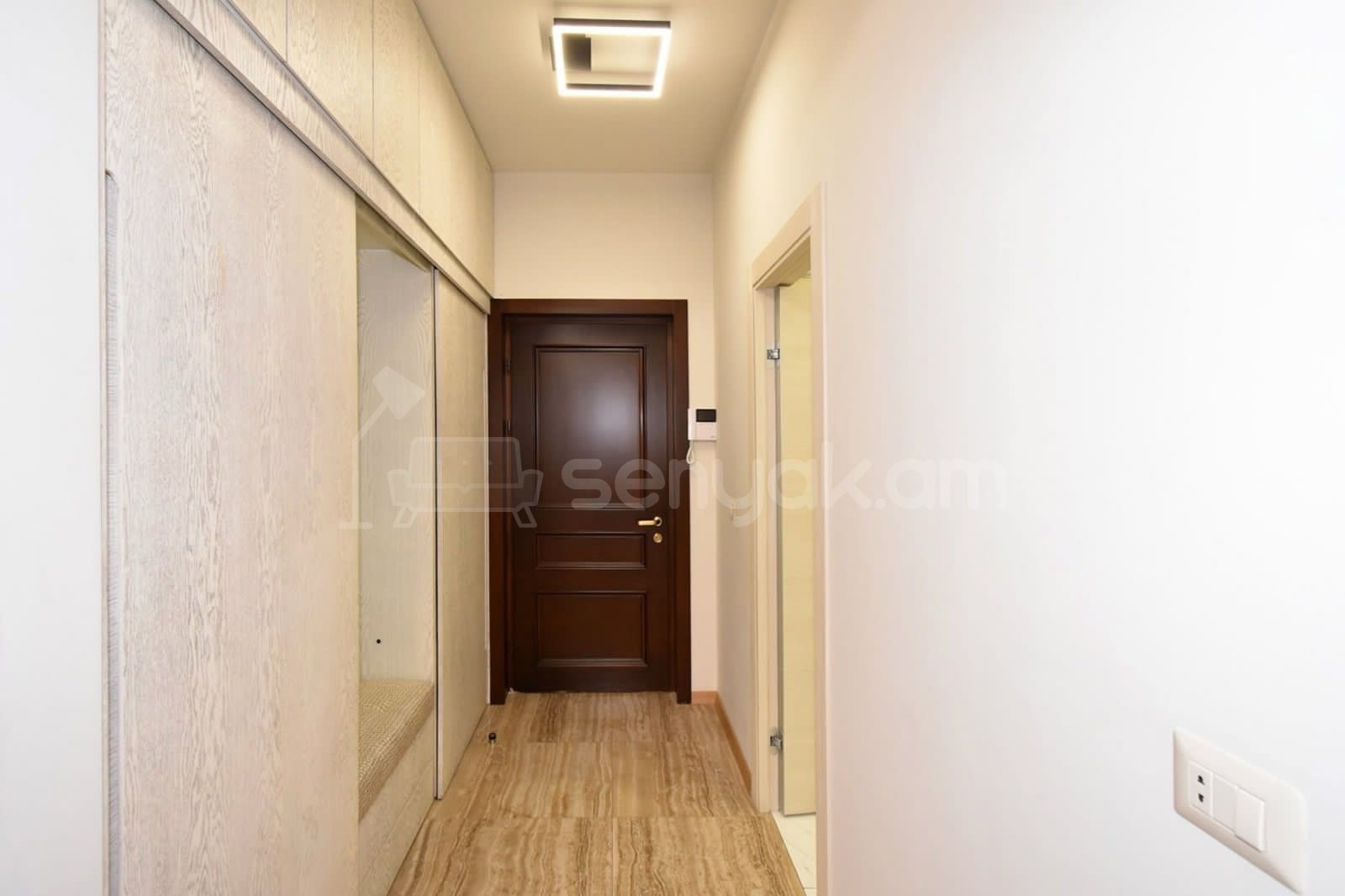 4 Սենյականոց Բնակարան Նորակառույցում, 135քմ, 5/16 հարկ, Կապիտալ Վերանորոգված, Կահավորված, Արևկող