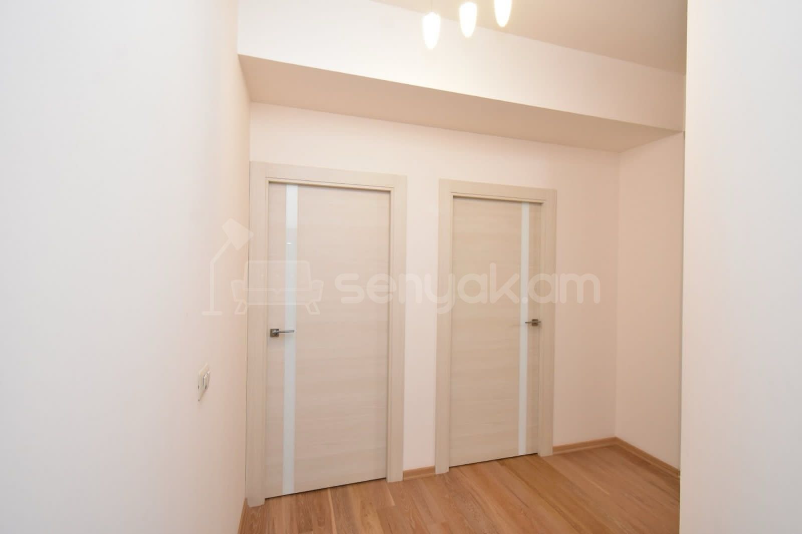 4 Սենյականոց Բնակարան Նորակառույցում, 135քմ, 5/16 հարկ, Կապիտալ Վերանորոգված, Կահավորված, Արևկող