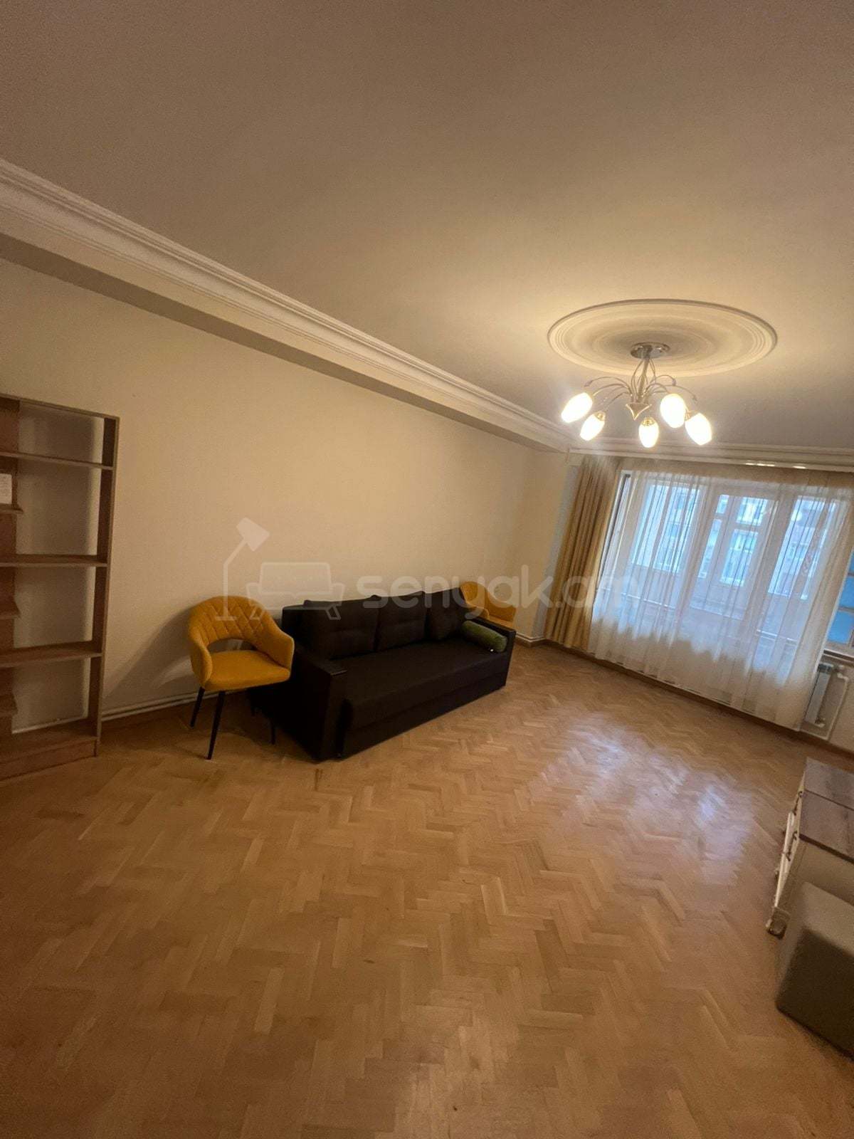3 Սենյականոց Բնակարան, 83քմ, 7/16 հարկ, Նորմալ Վիճակում