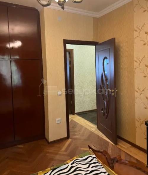 2 Սենյականոց Բնակարան Քարե Շենքում, 58քմ, 2/5 հարկ, Կոսմետիկ Վերանորոգված, Կահավորված, Արևկող