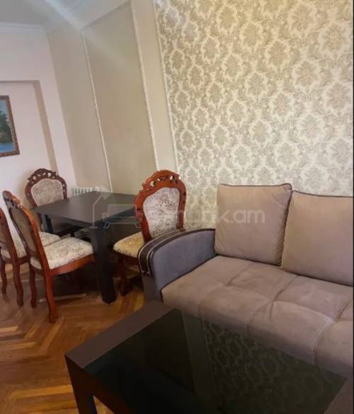 2 Սենյականոց Բնակարան Քարե Շենքում, 58քմ, 2/5 հարկ, Կոսմետիկ Վերանորոգված, Կահավորված, Արևկող