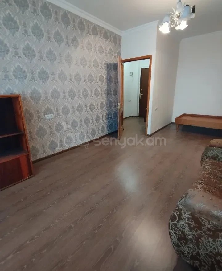 1 Սենյականոց Բնակարան, 41քմ, 9/9 հարկ, Կապիտալ Վերանորոգված