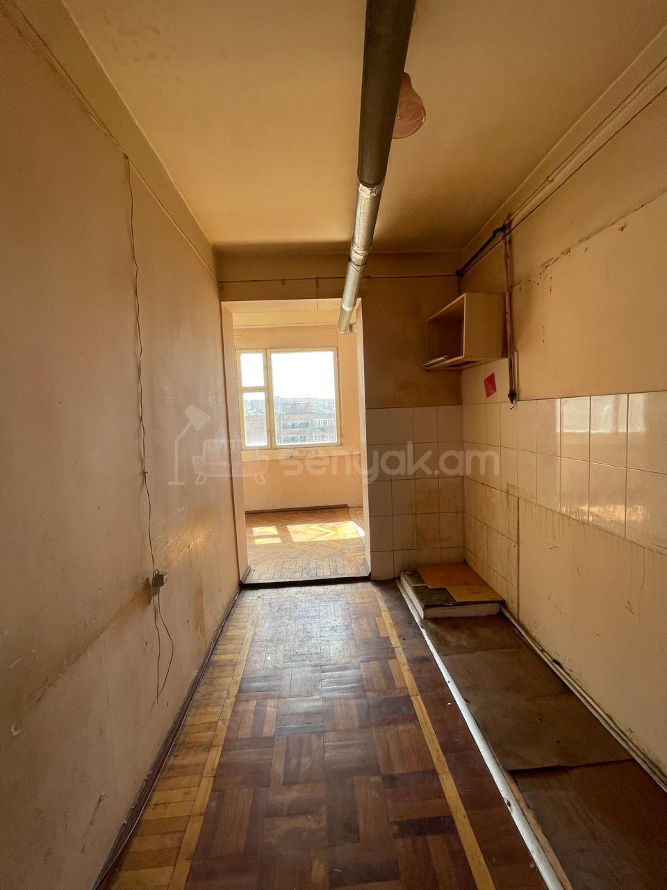 3 Սենյականոց Բնակարան, 86քմ, 7/9 հարկ, Պետական Վիճակում