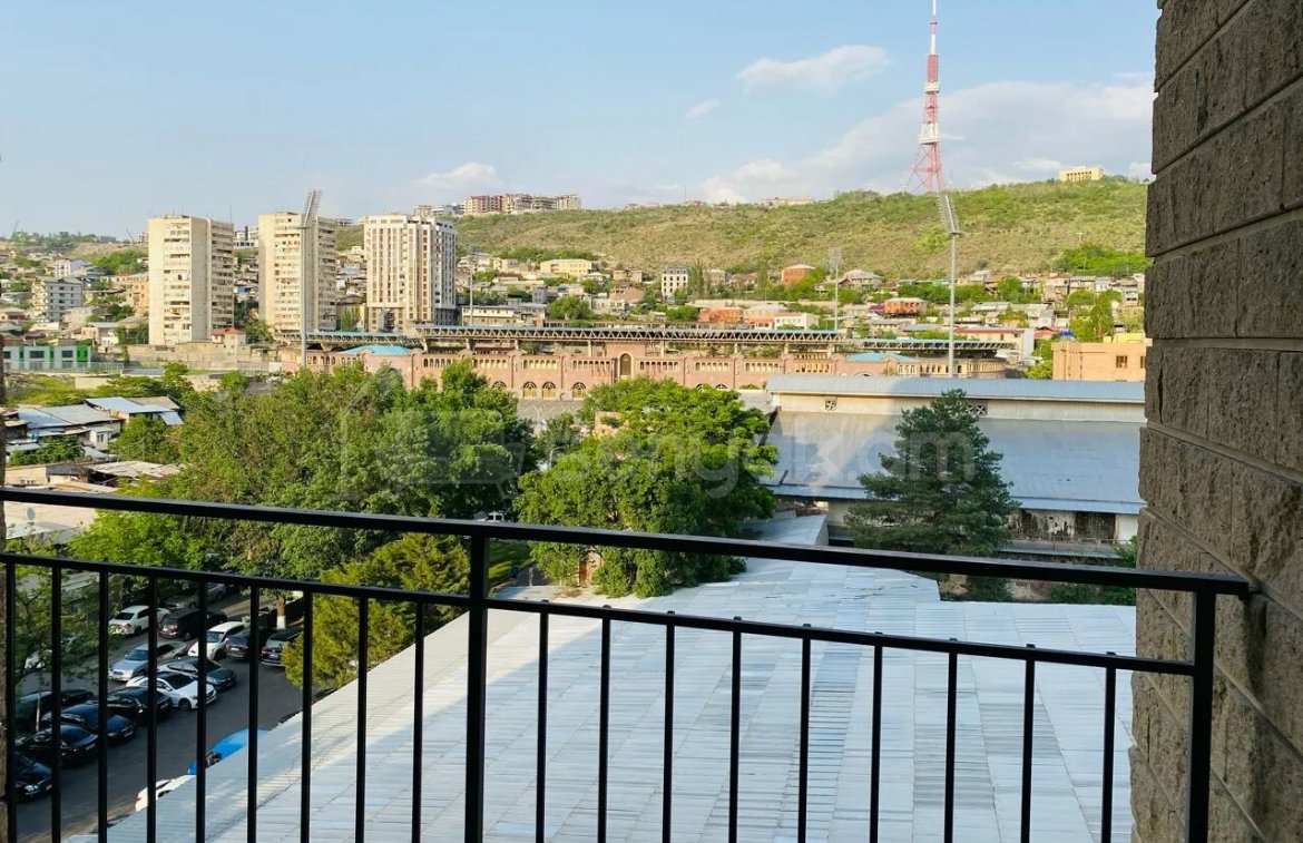 2 Սենյականոց Բնակարան Նորակառույցում, 55քմ, 6/14 հարկ, Կապիտալ Վերանորոգված, Կահավորված