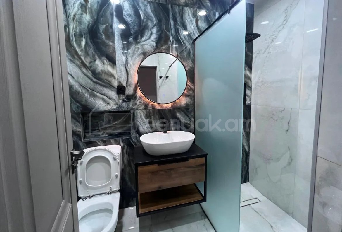 4 Սենյականոց Բնակարան Նորակառույցում, 77քմ, 2/12 հարկ, Դիզայներական Վերանորոգված, Կահավորված
