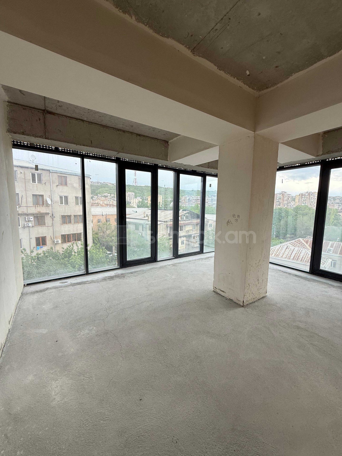 3 Սենյականոց Բնակարան Նորակառույցում, 85քմ, 6/16 հարկ, Զրոյական Վիճակում