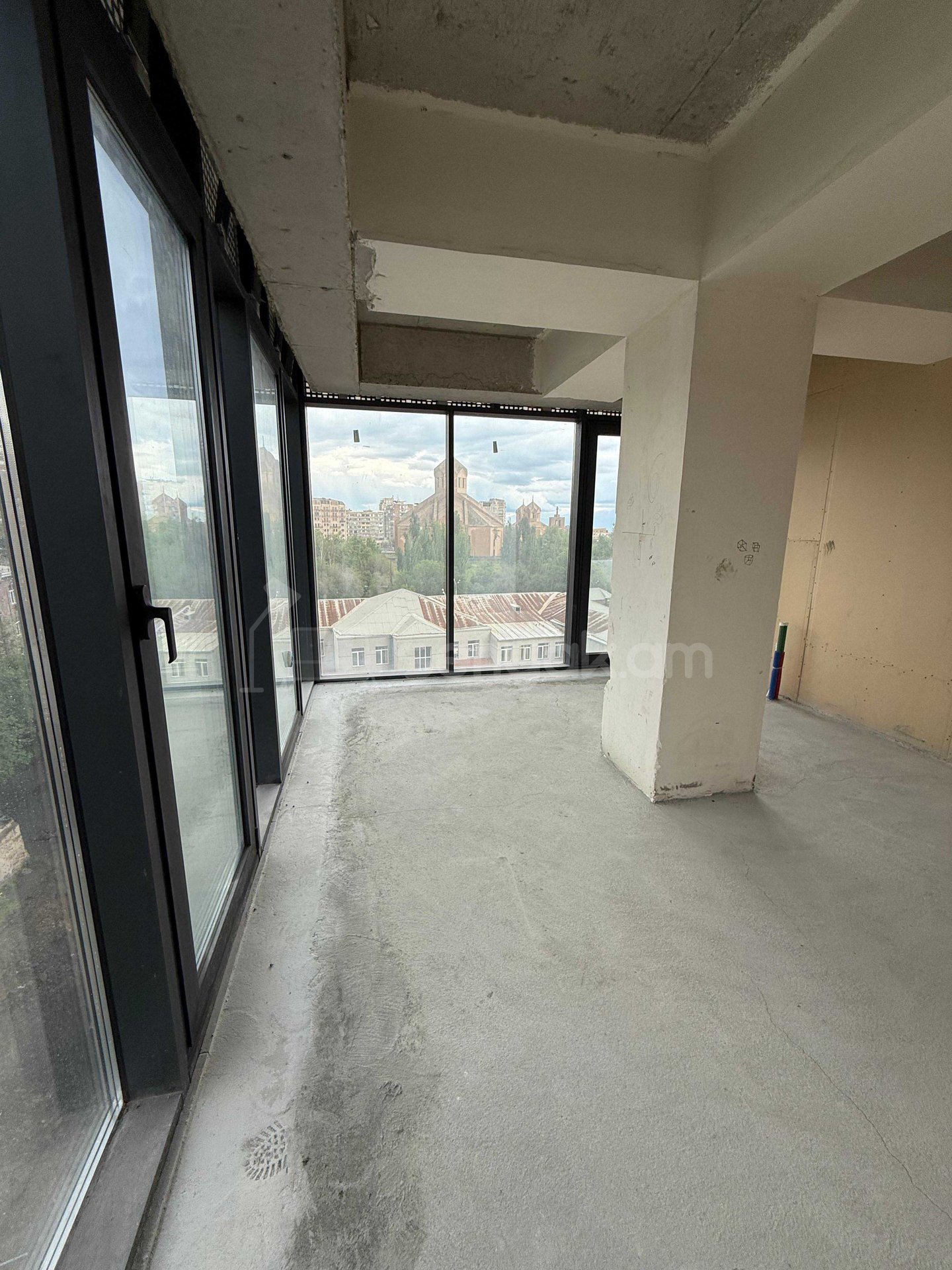 3 Սենյականոց Բնակարան Նորակառույցում, 85քմ, 6/16 հարկ, Զրոյական Վիճակում