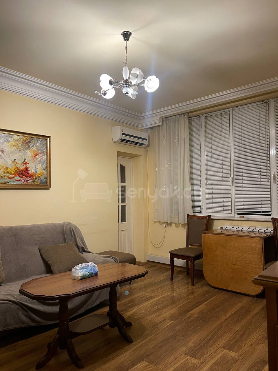2 Սենյականոց Բնակարան, 40քմ, 3/9 հարկ, Նորմալ Վիճակում, Կահավորված