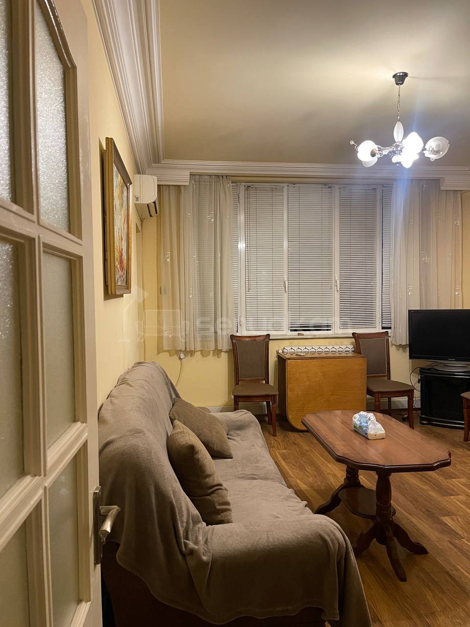 2 Սենյականոց Բնակարան, 40քմ, 3/9 հարկ, Նորմալ Վիճակում, Կահավորված