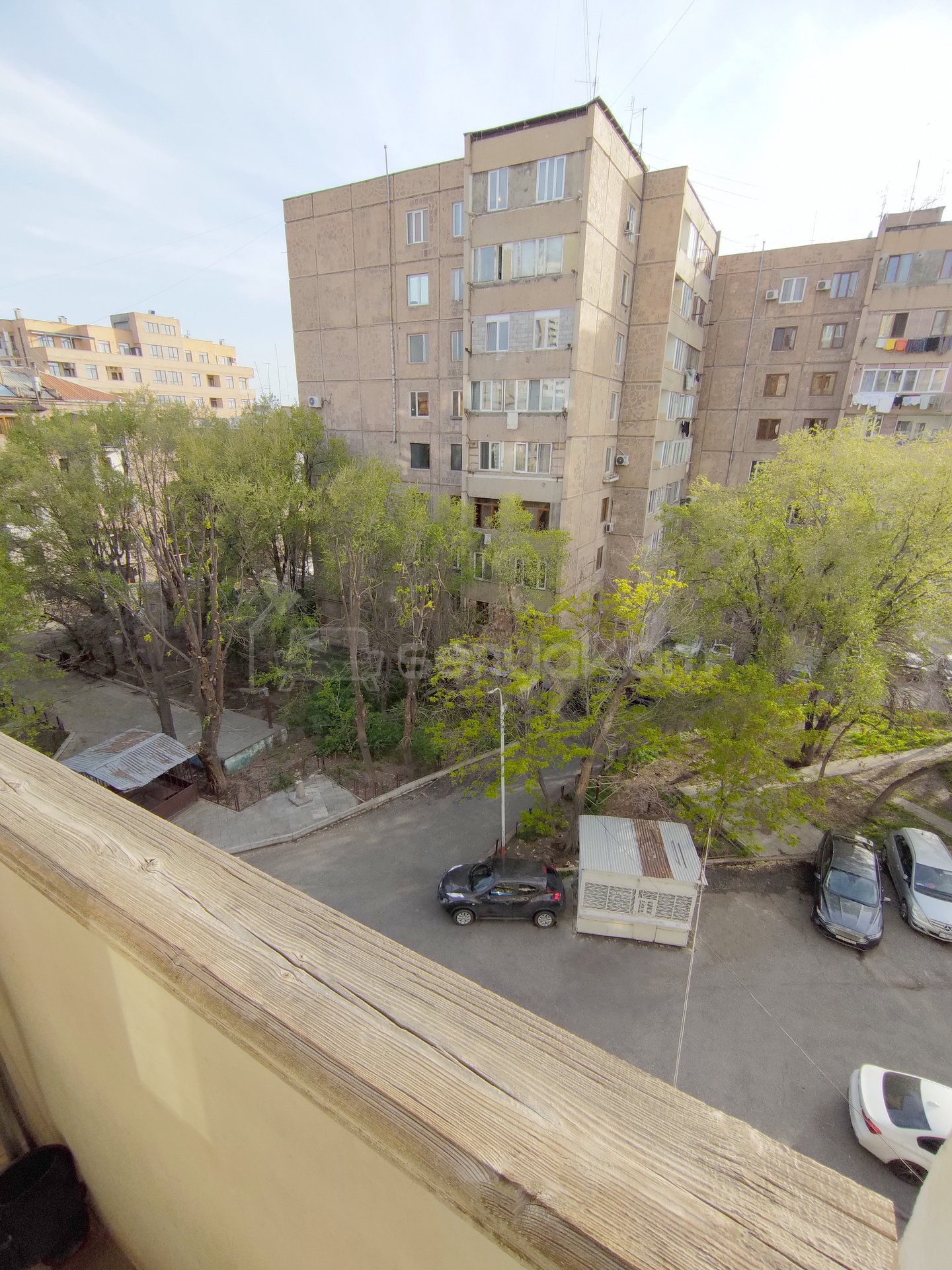 1 Սենյականոց Բնակարան, 42քմ, 5/9 հարկ, Պետական Վիճակում