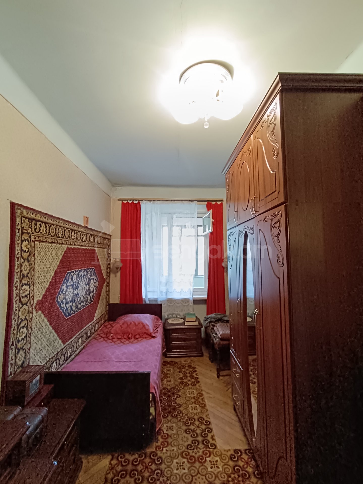 3 Սենյականոց Բնակարան Քարե Շենքում, 74քմ, 5/5 հարկ, Կոսմետիկ Վերանորոգված