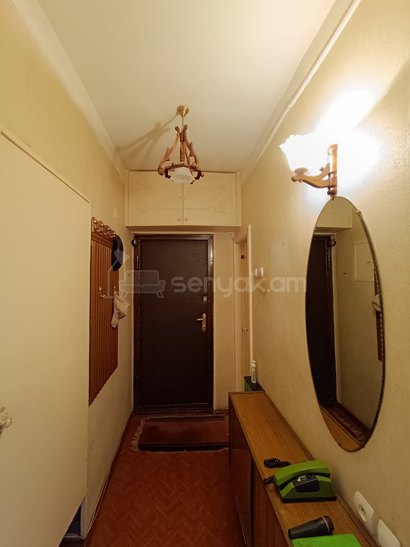 3 Սենյականոց Բնակարան Քարե Շենքում, 74քմ, 5/5 հարկ, Կոսմետիկ Վերանորոգված