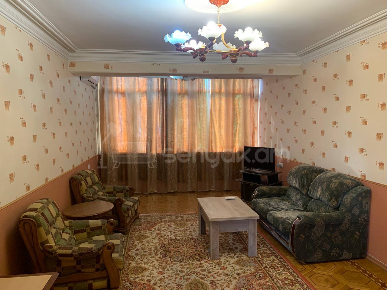 1 Սենյականոց Բնակարան Քարե Շենքում, 47քմ, 4/5 հարկ, Կոսմետիկ Վերանորոգված