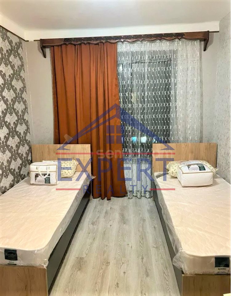 3 Սենյականոց Բնակարան Քարե Շենքում, 73քմ, 3/6 հարկ, Կապիտալ Վերանորոգված