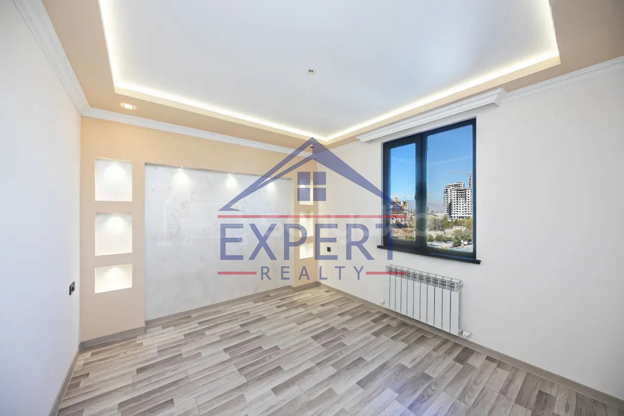 4 Սենյականոց Բնակարան, 80քմ, 10/16 հարկ, Դիզայներական Վերանորոգված