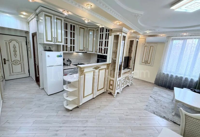 2 Սենյականոց Բնակարան Քարե Շենքում, 44քմ, 6/6 հարկ, Դիզայներական Վերանորոգված, Կահավորված, Արևկող