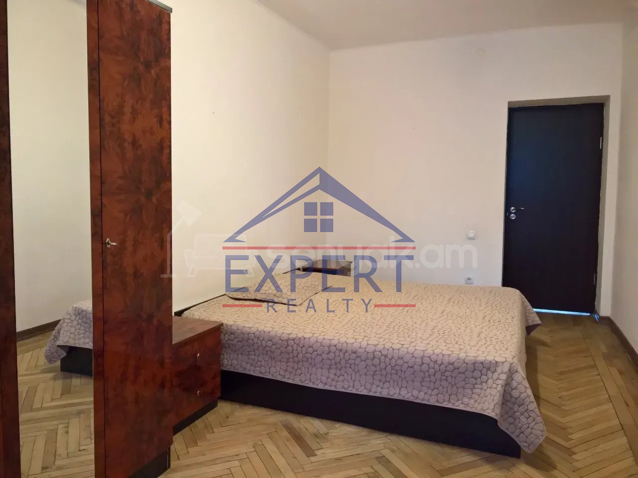 2 Սենյականոց Բնակարան Քարե Շենքում, 57քմ, 2/5 հարկ, Նորմալ Վիճակում