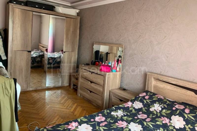 2 Սենյականոց Բնակարան Քարե Շենքում, 44քմ, 3/4 հարկ, Կոսմետիկ Վերանորոգված, Կահավորված, Արևկող