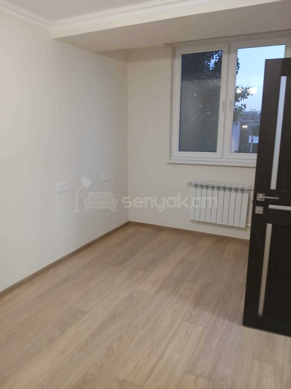 2 Սենյականոց Բնակարան, 33քմ, 4/12 հարկ, Կապիտալ Վերանորոգված, Կահավորված, Արևկող