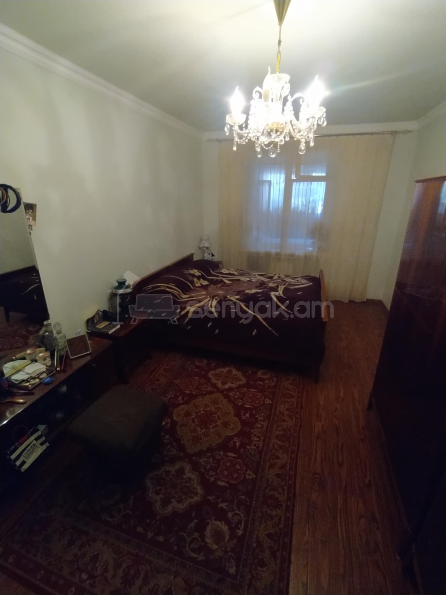 4 Սենյականոց Բնակարան Քարե Շենքում, 102քմ, 5/5 հարկ, Նորմալ Վիճակում