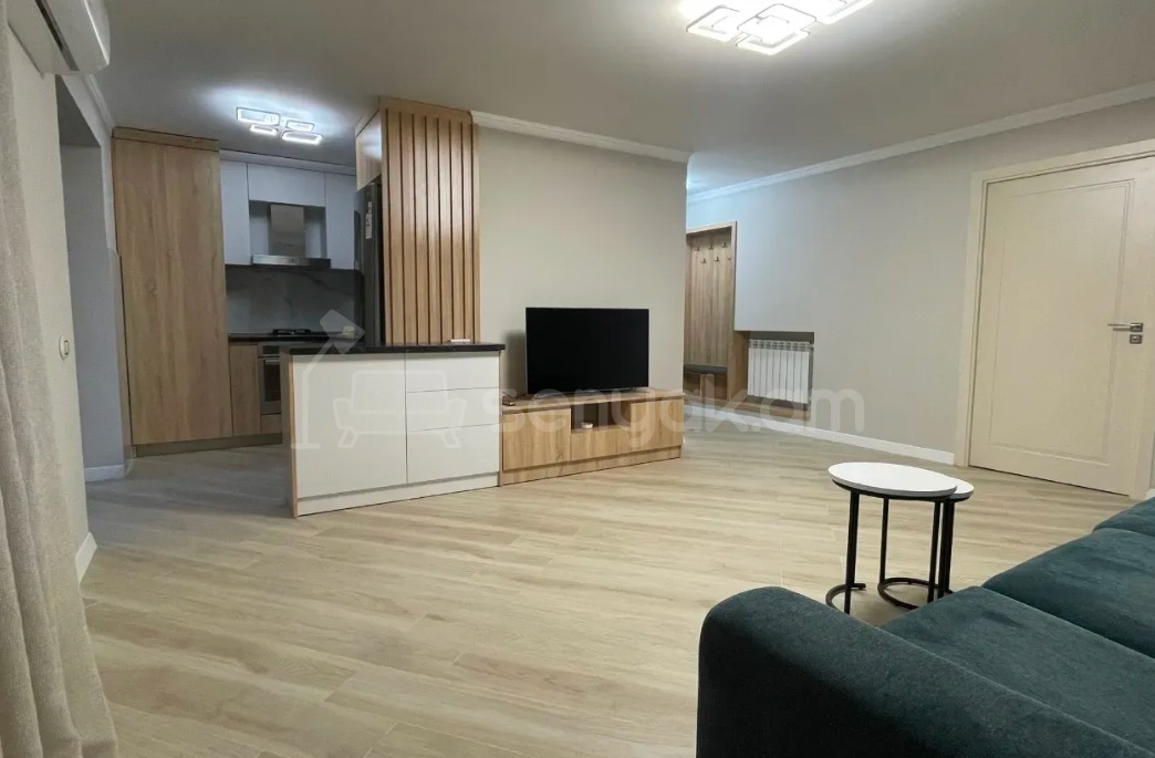 2 Սենյականոց Բնակարան Քարե Շենքում, 60քմ, 5/5 հարկ, Դիզայներական Վերանորոգված, Կահավորված, Արևկող
