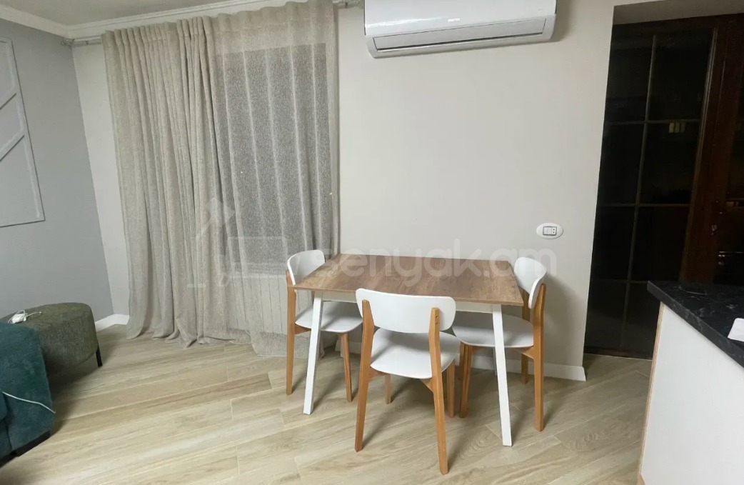 2 Սենյականոց Բնակարան Քարե Շենքում, 60քմ, 5/5 հարկ, Դիզայներական Վերանորոգված, Կահավորված, Արևկող