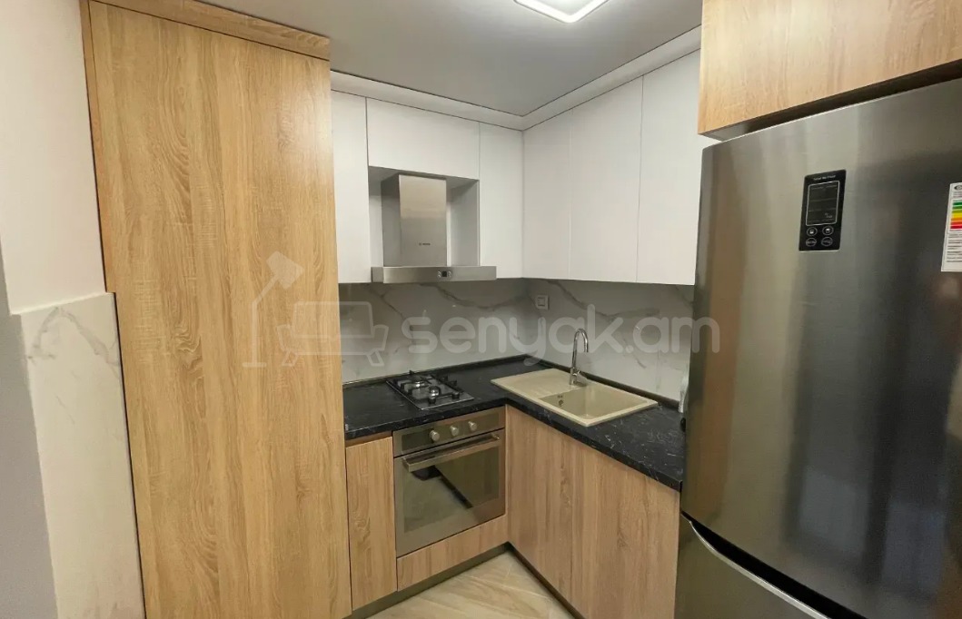 2 Սենյականոց Բնակարան Քարե Շենքում, 60քմ, 5/5 հարկ, Դիզայներական Վերանորոգված, Կահավորված, Արևկող