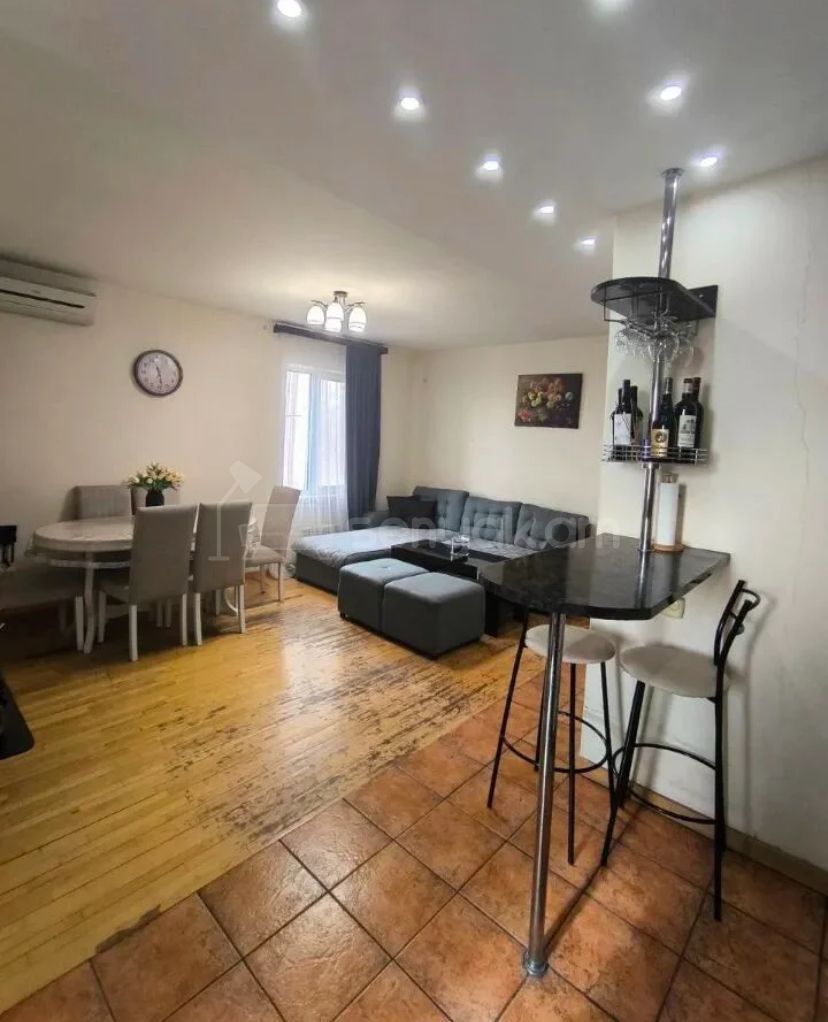2 Սենյականոց Բնակարան, 48քմ, 4/9 հարկ, Կոսմետիկ Վերանորոգված, Կահավորված, Արևկող