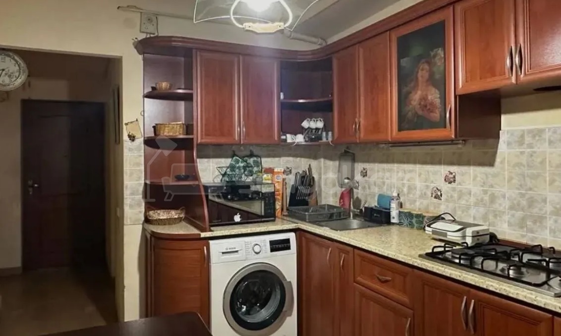 2 Սենյականոց Բնակարան Քարե Շենքում, 66քմ, 4/5 հարկ, Կոսմետիկ Վերանորոգված, Կահավորված, Արևկող