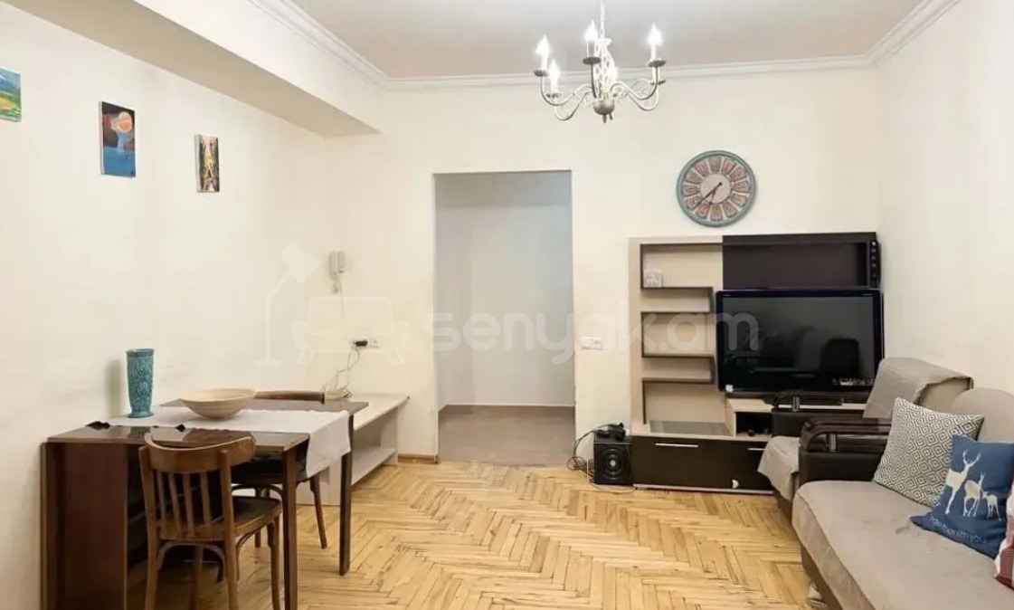 2 Սենյականոց Բնակարան Քարե Շենքում, 66քմ, 4/5 հարկ, Կոսմետիկ Վերանորոգված, Կահավորված, Արևկող