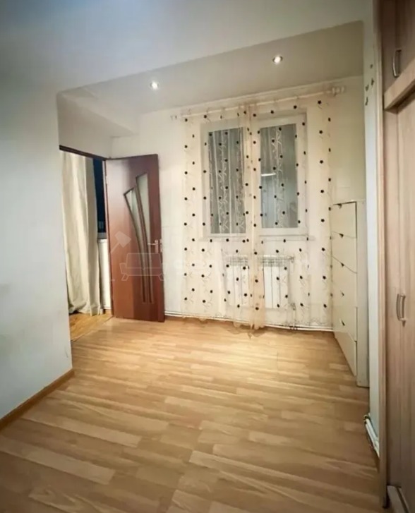 2 Սենյականոց Բնակարան Քարե Շենքում, 66քմ, 4/5 հարկ, Կոսմետիկ Վերանորոգված, Կահավորված, Արևկող