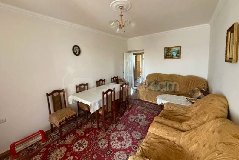 2 Սենյականոց Բնակարան Քարե Շենքում, 57քմ, 4/5 հարկ, Կոսմետիկ Վերանորոգված
